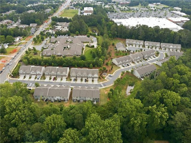 219 Yellowwood Way, Woodstock, GA 30188