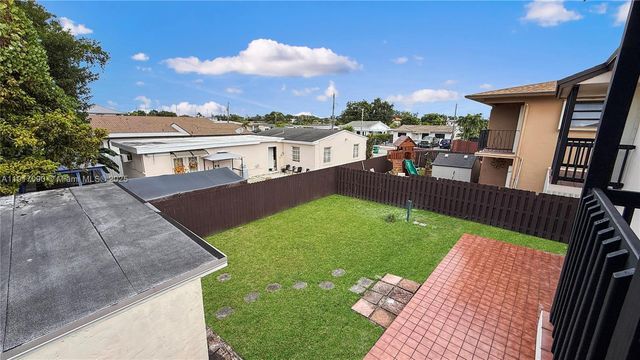 8877 SW 36th St, Miami, FL 33165