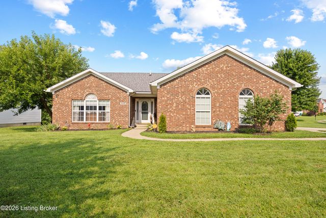10700 Black Walnut Blvd, Louisville, KY 40229