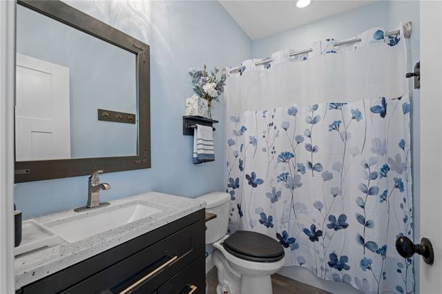 10 Colonel Storrs Court, Greer, SC 29650