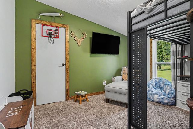 6630 W 480 N, Orland, IN 46776