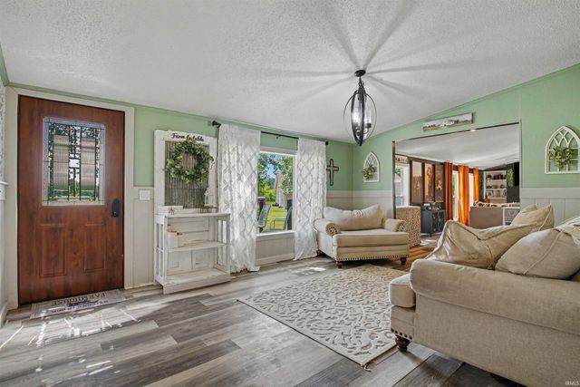 6630 W 480 N, Orland, IN 46776