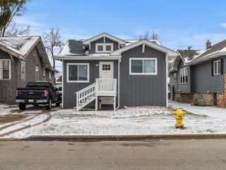 319 156th Place, Calumet City, IL 60409