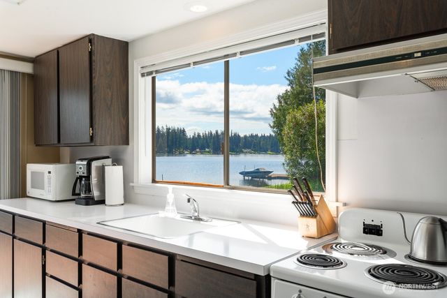 15019 56th Avenue NW, Stanwood, WA 98292