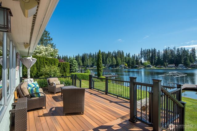 15019 56th Avenue NW, Stanwood, WA 98292