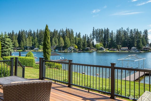 15019 56th Avenue NW, Stanwood, WA 98292