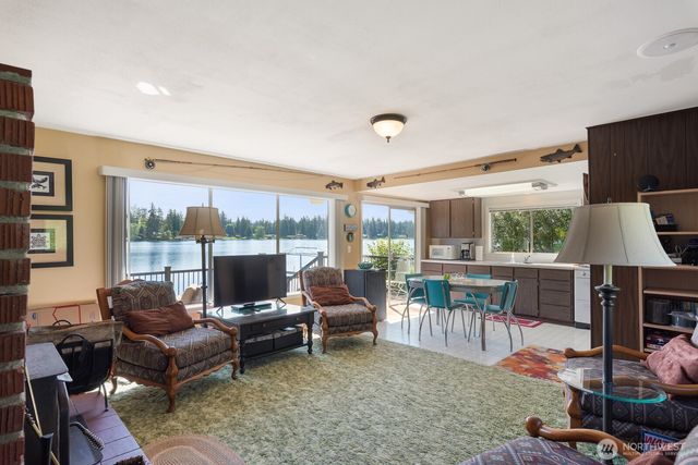 15019 56th Avenue NW, Stanwood, WA 98292