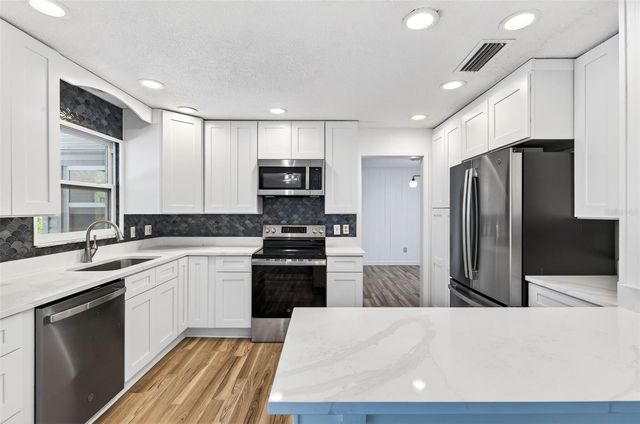 1520 S KEENE ROAD, Clearwater, FL 33756