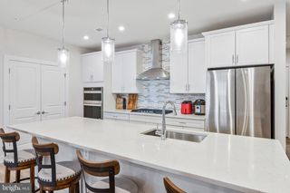 102 SAINT IVES PL #308, Oxon Hill, MD 20745