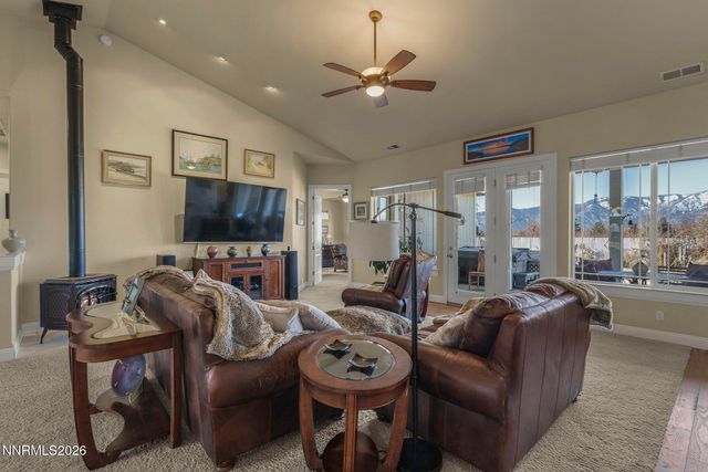 2770 Gordon Avenue, Minden, NV 89423