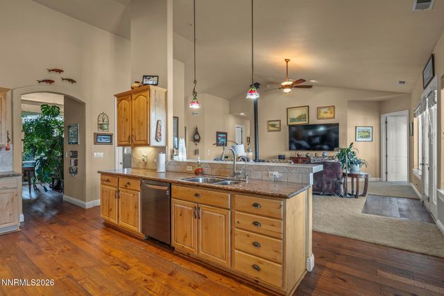 2770 Gordon Avenue, Minden, NV 89423