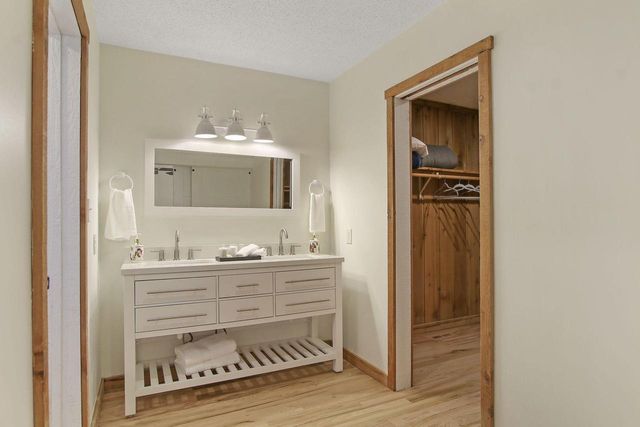 9499 402nd AVENUE, Genoa City, WI 53128