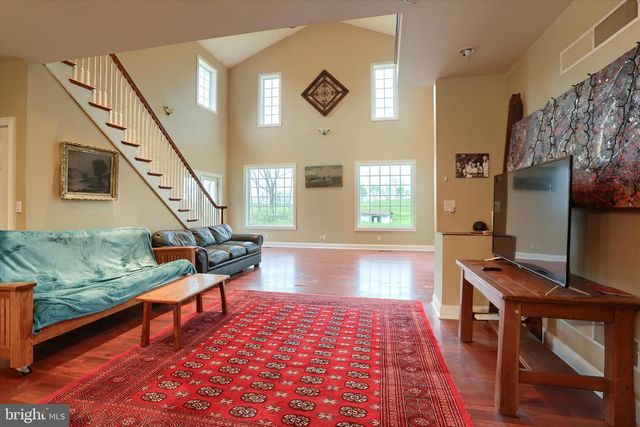 59 HILLYMEDE RD, Hummelstown, PA 17036