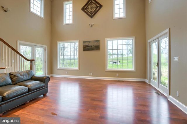 59 HILLYMEDE RD, Hummelstown, PA 17036
