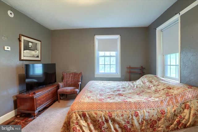 59 HILLYMEDE RD, Hummelstown, PA 17036