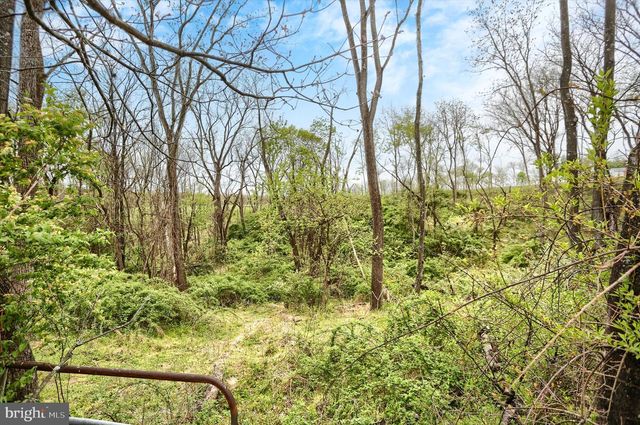 59 HILLYMEDE RD, Hummelstown, PA 17036