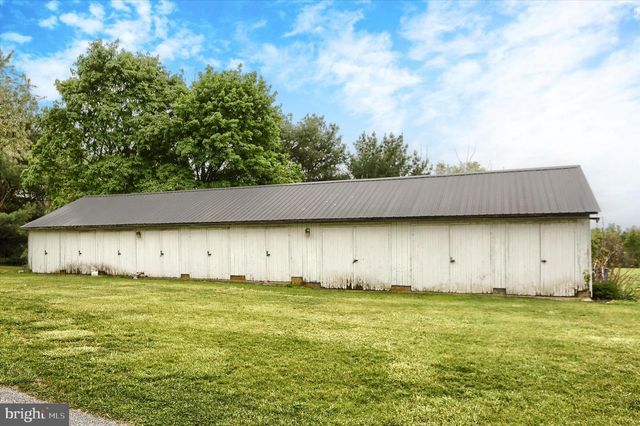 59 HILLYMEDE RD, Hummelstown, PA 17036