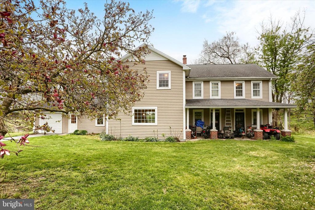 59 HILLYMEDE RD, Hummelstown, PA 17036