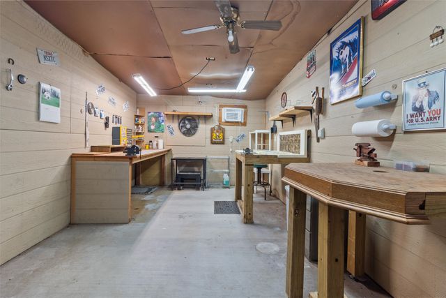 129 Private Road 5569, Alba, TX 75410