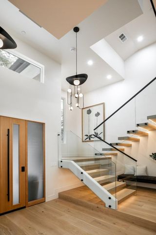 3413 Ross Road, Palo Alto, CA 94303