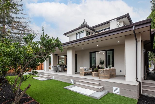 3413 Ross Road, Palo Alto, CA 94303