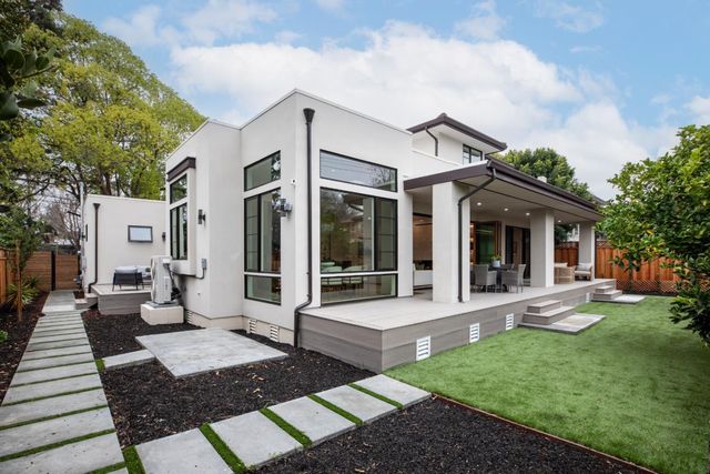 3413 Ross Road, Palo Alto, CA 94303