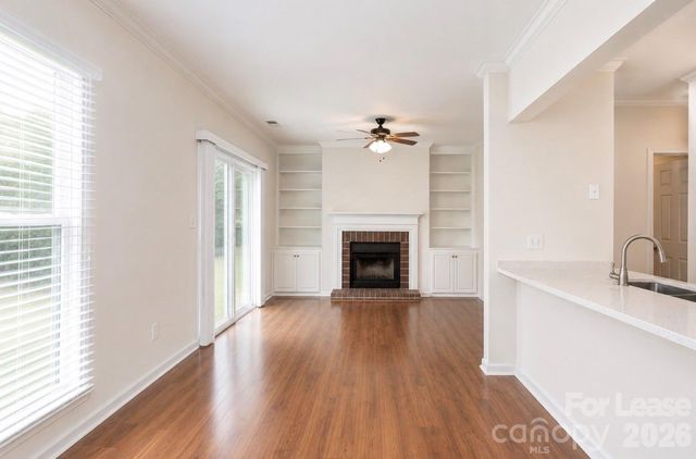 3206 Selwyn Farms Lane 4, Charlotte, NC 28209