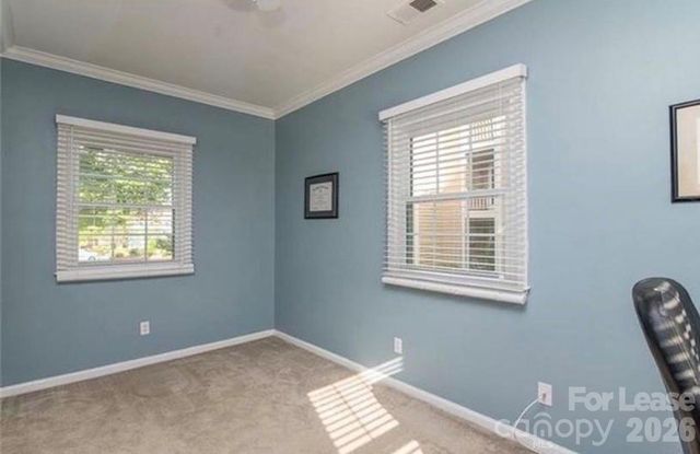 3206 Selwyn Farms Lane 4, Charlotte, NC 28209