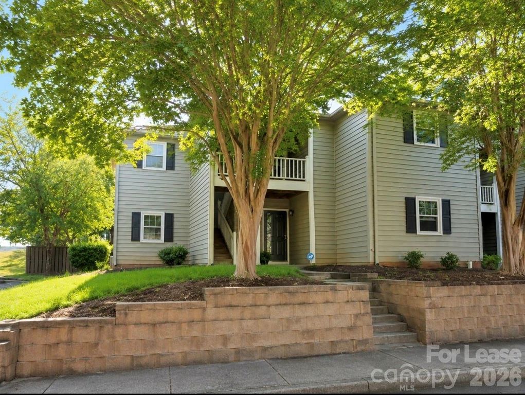 3206 Selwyn Farms Lane 4, Charlotte, NC 28209