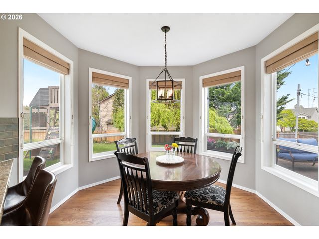 16505 Nw BRANDBERRY Dr, Portland, OR 97229