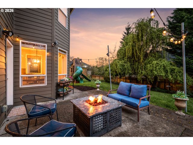 16505 Nw BRANDBERRY Dr, Portland, OR 97229