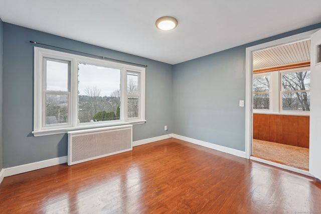 59 High Street, Derby, CT 06418