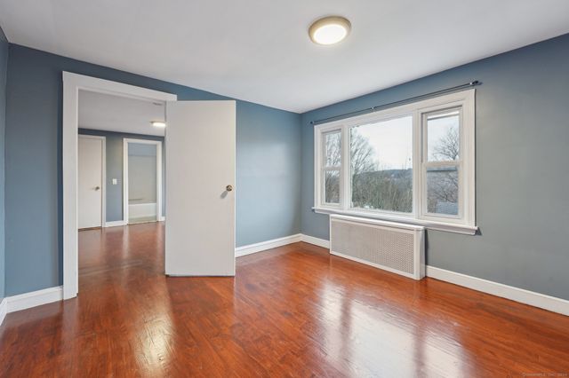 59 High Street, Derby, CT 06418