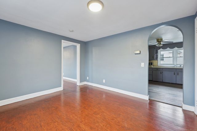 59 High Street, Derby, CT 06418