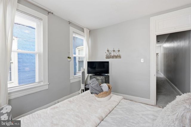 830 N WASHINGTON ST, Baltimore, MD 21205