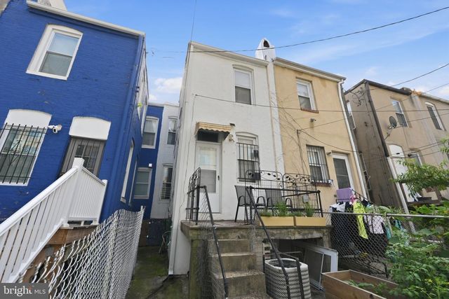 830 N WASHINGTON ST, Baltimore, MD 21205
