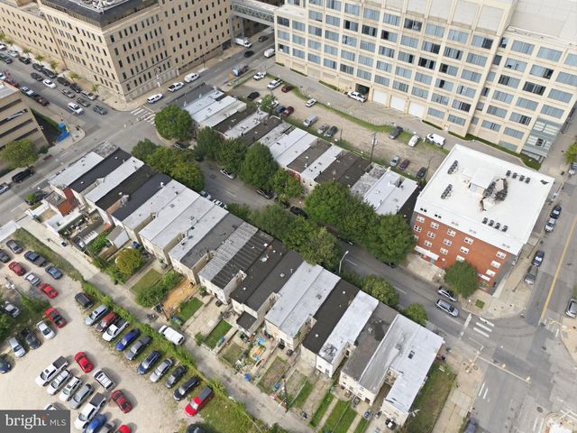 830 N WASHINGTON ST, Baltimore, MD 21205