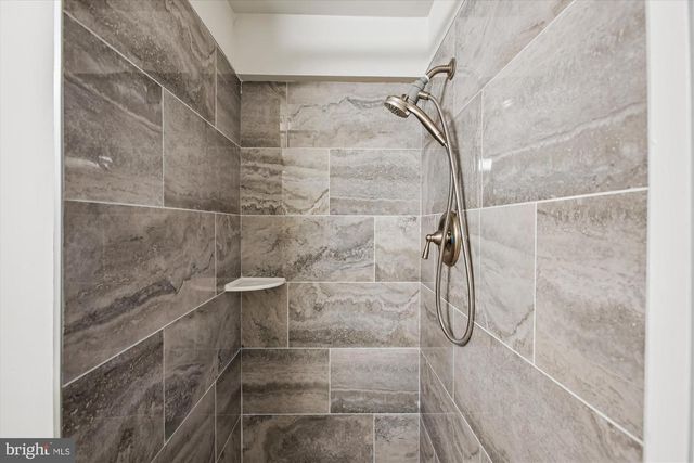 209 S VIRGINIA AVE, Falls Church, VA 22046