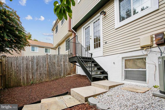 209 S VIRGINIA AVE, Falls Church, VA 22046