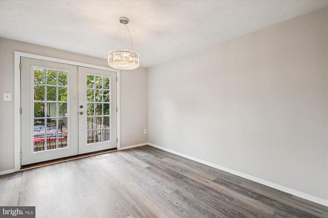 209 S VIRGINIA AVE, Falls Church, VA 22046