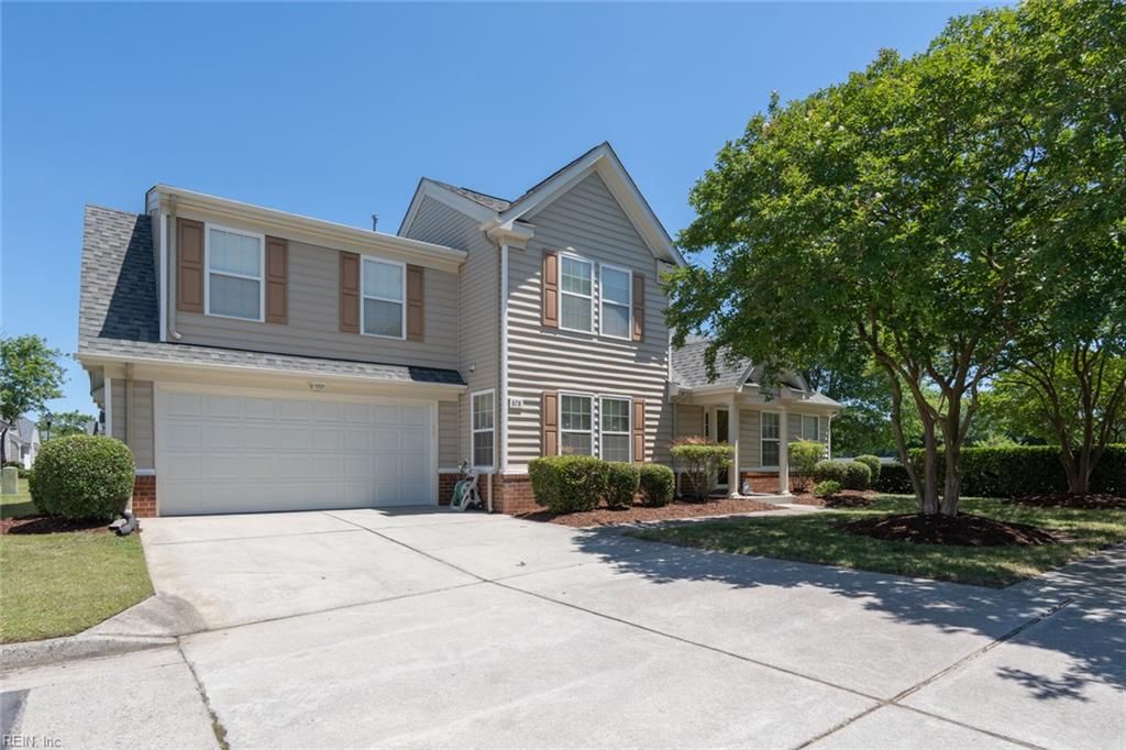 808 Monroe CT, Chesapeake, VA 23320