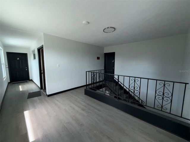 2400 25TH STREET N 2, St Petersburg, FL 33713
