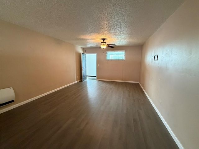 2400 25TH STREET N 2, St Petersburg, FL 33713