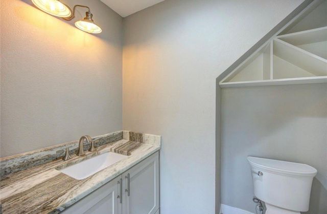 303 Old Bayou Drive, Dickinson, TX 77539