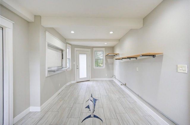 303 Old Bayou Drive, Dickinson, TX 77539
