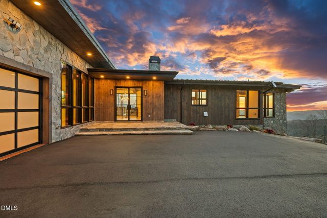 404 Silver Eagle Trail, Banner Elk, NC 28604