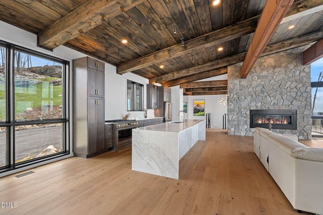 404 Silver Eagle Trail, Banner Elk, NC 28604