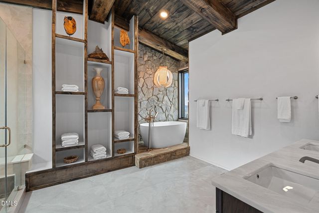 404 Silver Eagle Trail, Banner Elk, NC 28604