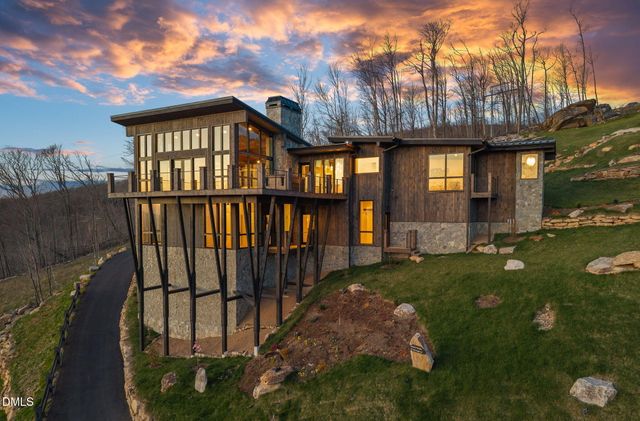 404 Silver Eagle Trail, Banner Elk, NC 28604