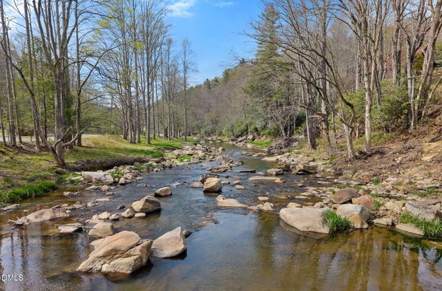 404 Silver Eagle Trail, Banner Elk, NC 28604